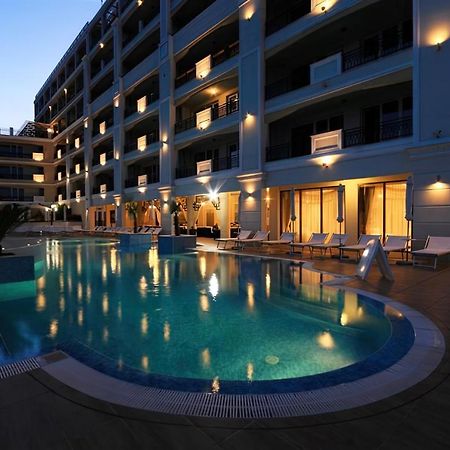 Private Apartments By The Sea With A Large Terrace In Apart Hotel! Pomorie Exterior foto