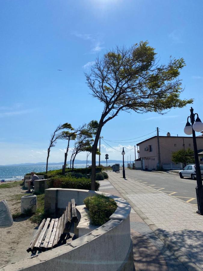 Private Apartments By The Sea With A Large Terrace In Apart Hotel! Pomorie Exterior foto